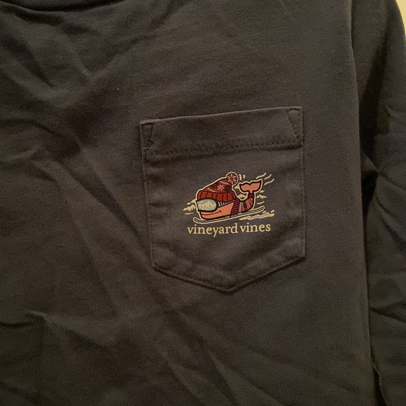 Vineyard vines navy 3T tee - Picture 3 of 5